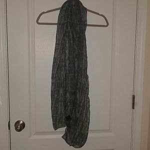 Women's sheer scarf
